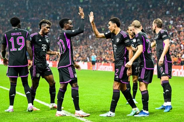 ISTANBUL - Jamal Musiala of FC Bayern Munich and Bouna Sarr of FC Bayern Munich celebrate the 1-3 during the UEFA Champions League Group A match between Galatasaray and FC Bayern Munich at the Rams Global Stadium on October 24 in Istanbul, Turkey. ANP Hollandse Hoogte UEFA Champions League 2023 24 2023 2024 xVIxANPxSportx xGerritxvanxKeulenxIVx 482009256 originalFilename: 482009256.jpg