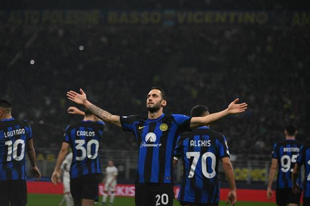 UEFA Champions League football match - Inter - FC Internazionale vs FC Salzburg Hakan Calhanoglu of Fc Inter celebrating after a goal during the UEFA Champions League match between Inter FC Internazionale and FC Salzburg , on October 24, 2023, at Giuseppe Meazza San Siro Siro stadium in Milan, Italy. Photo Tiziano Ballabio Milan Italy  Copyright: xIPAxSport ABACAx BRIPASport20231024_313 IPAxSport ABACAx BRIPASport20231024_313