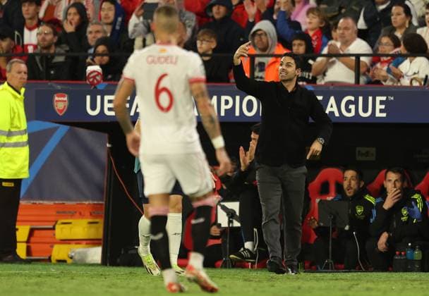 Sevilla v Arsenal Champions League 24 10 2023. Arsenal manager Mikel Arteta gestures on the touchline during the Champions League match between Sevilla and Arsenal at the Ramon Sanchez Pizjuan Stadium, Seville, Spain on 24 October 2023. Seville Ramon Sanchez Pizjuan Stadium Andalusia Spain Editorial use only , Copyright: xGeorgexTewkesburyx PSI-18260-0037