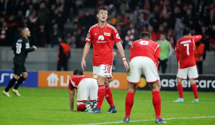 Robin Knoche, Rani Khedira disappointed after 0 1 disappointment Sports Football Soccer UEFA Champions League UCL Men 3 Matchday Season 2023 2024 24 10 2023 1 FC Union Berlin FCU vs SSC Napoli Olympiastadion DFL regulations prohibit any use of photographs as image sequences and or quasi video