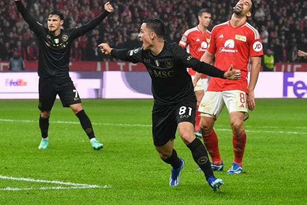 Football, Men, 2023 2024 season, UEFA Champions League Group C, Matchday 3 , 1 FC Union Berlin SSC Napoli, v l Giacomo Raspadori SSC Napoli goal celebration, cheers after scoring 0 1, 24 10 2023, Copyright: xMatthiasxKochx