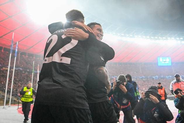 Football, Men, 2023 2024 season, UEFA Champions League Group C, Matchday 3 , 1 FC Union Berlin SSC Napoli, v l Giovanni Di Lorenzo SSC Napoli and Giacomo Raspadori SSC Napoli goal celebration, cheer after the goal to 0 1 by Giacomo Raspadori SSC Napoli , 24 10 2023, Copyright: xMatthiasxKochx