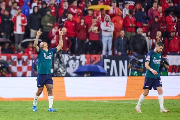 October 24, 2023, SEVILLA, SEVILLA, SPAIN: Gabriel Jesus of Arsenal FC celebrates a goal during the UEFA Champions League match between Sevilla FC and Arsenal FC at Estadio Ramon Sanchez Pizjuan on October 24, 2023 in Sevilla, Spain. SEVILLA SPAIN - ZUMAa181 20231024_zaa_a181_046 Copyright: xJoaquinxCorcherox