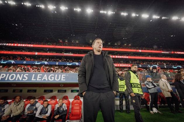 Roger Schmidt during UEFA Champions League 23 24 game between SL Benfica and Real Sociedad at Estadio Da Luz, Lisbon, Portugal. (Maciej Rogowski) Lisbon Estadio Da Luz Portugal Copyright: xMaciejxRogowskix slbrss-24102023-13