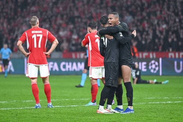 24 10 2023, Football, Champions League, Matchday 3, Season 2023 2024, 1 FC Union Berlin SSC Napoli, Final cheer SSC Napoli Natan SSC Napoli xRHR PHOTO TKx Copyright: RHR-FOTOx RHR-FOTO TK