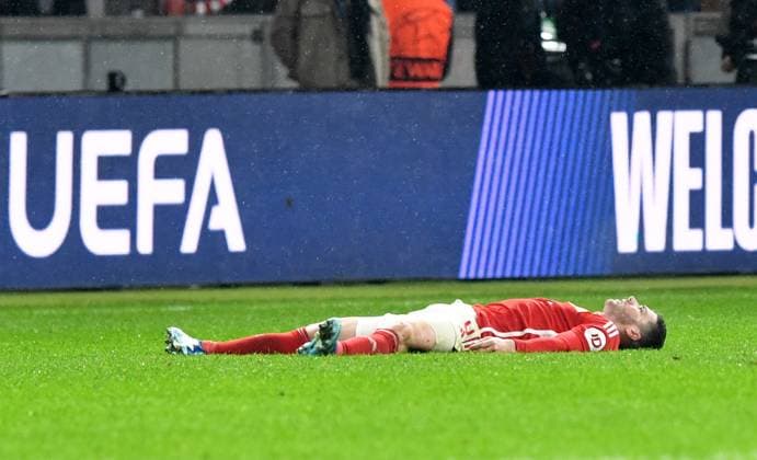 Football, Men, 2023 2024 season, UEFA Champions League Group C, Matchday 3 , 1 FC Union Berlin SSC Napoli, Robin Gosens 1 FC Union Berlin , Disappointment after final whistle, 24 10 2023, Copyright: xMatthiasxKochx