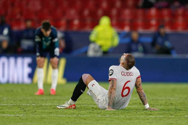 ESP: Sevilla FC v Arsenal FC. UEFA Champions League match, Group B, date 3 Nemanja Gudelj of Sevilla FC during the UEFA Champions League match, Group B, between Sevilla FC and Arsenal FC played at Ramon Sanchez Pizjuan Stadium on October 24, 2023 in Sevilla, Spain. kpng Copyright: xAntonioxPozox xPRESSINPHOTOx AP_231024_109