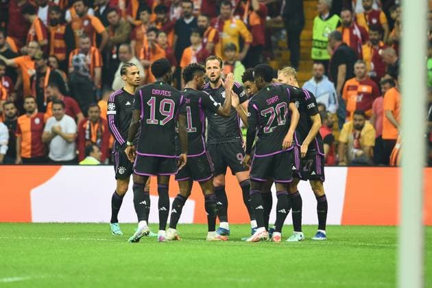 Harry Kane (9) of Bayern Munchen celebrates after scoring the third goal of his team with teammates during the UEFA Champions League match between Galatasaray A.S. and FC Bayern München at RAMS PARK Arena on October 24, 2023 in Istanbul, Turkey. Istanbul Turkey Copyright: xSeskimPhotox Gsaray-BMunich_241023 (443)