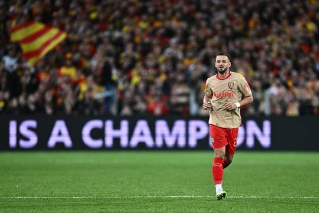 LENS, FRANCE - OCTOBER 24: Adrien Thomasson of RC Lens during the UEFA Champions League match between RC Lens and PSV Eindhoven at Stade Bollaert-Delelis on October 24, 2023 in Lens, RC Lens v PSV Eindhoven: Group B - UEFA Champions League 2023 24 Copyright: xSebastianxFrej MBxMediax