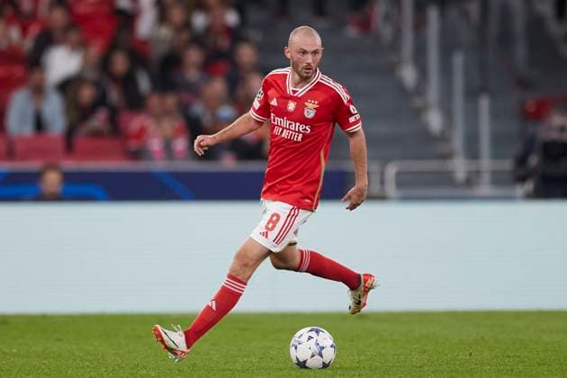 SL Benfica v Real Sociedad: Group D - UEFA Champions League 2023 24 Fredrik Aursnes of SL Benfica in action during the UEFA Champions League match between SL Benfica and Real Sociedad at Estadio do Lisboa e Benfica on October 24, 2023, in Lisbon, Portugal. Lisbon Estadio do Sport Lisboa e Benfica Lisbon Portugal RL_SLBvRSO_223 Copyright: xRicardoxLarreinax