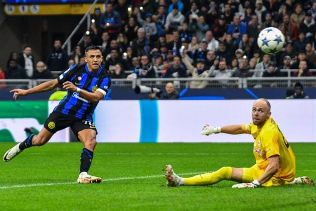 UEFA Champions League football match - Inter - FC Internazionale vs FC Salzburg Gol Sanchez (Inter) - Inter-Salisburgo - UEFA Champions League during Inter - FC Internazionale vs FC Salzburg, UEFA Champions League football match in Milan, Italy, October 24 2023 Milan Italy  Copyright: xIPAxSport ABACAx BRIPASport20231025_145 IPAxSport ABACAx BRIPASport20231025_145