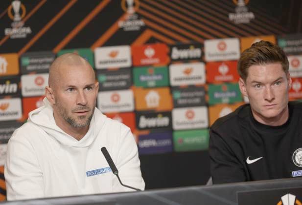SOCCER - UEFA EL, Sturm vs Atalanta, preview GRAZ,AUSTRIA,25.OCT.23 - SOCCER - UEFA Europa League, SK Sturm Graz vs Atalanta Bergamo Calcio, preview, press conference, PK, Pressekonferenz Sturm. Image shows head coach Christian Ilzer and David Schnegg (Sturm).  GEPAxpictures xHansxOberlaender