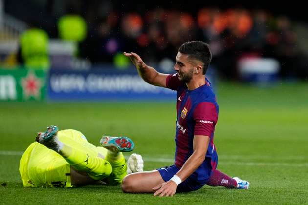 FC Barcelona, Barca v FC Shakhtar Donetsk: Group H - UEFA Champions League 2023 24 Ferran Torres left winger of Barcelona and Spain lament a failed occasion during the UEFA Champions League match between FC Barcelona and FC Shakhtar Donetsk at Estadi Olimpic Lluis Companys on October 25, 2023 in Barcelona, Spain. Barcelona Spain  Copyright: xJosexBretonx originalFilename:breton-fcbarcel231025_np0f7.jpg