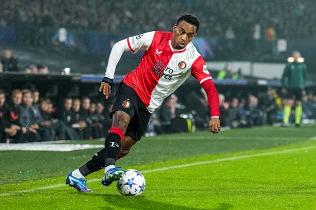 UEFA Champions League: Feyenoord v SS Lazio Rotterdam - Quinten Timber of Feyenoord during the 3rd leg of the UEFA Champions League group stage between Feyenoord v SS Lazio at Stadion Feijenoord De Kuip on 25 October 2023 in Rotterdam, The Netherlands. Copyright: xTomxBodex
