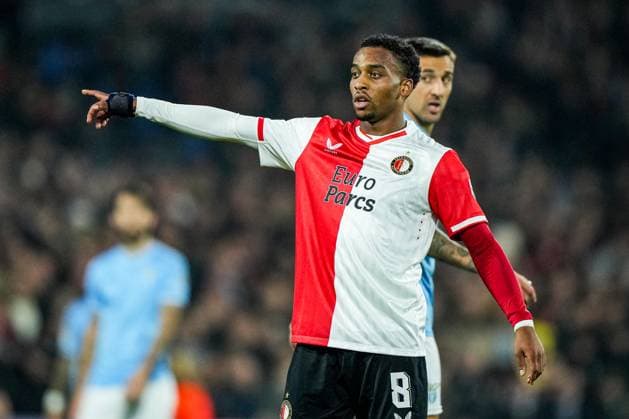 UEFA Champions League: Feyenoord v SS Lazio Rotterdam - Quinten Timber of Feyenoord during the 3rd leg of the UEFA Champions League group stage between Feyenoord v SS Lazio at Stadion Feijenoord De Kuip on 25 October 2023 in Rotterdam, The Netherlands. Copyright: xTomxBodex