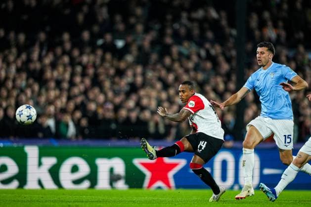 UEFA Champions League: Feyenoord v SS Lazio Rotterdam - Igor Paixao of Feyenoord during the 3rd leg of the UEFA Champions League group stage between Feyenoord v SS Lazio at Stadion Feijenoord De Kuip on 25 October 2023 in Rotterdam, The Netherlands. Copyright: xTomxBodex
