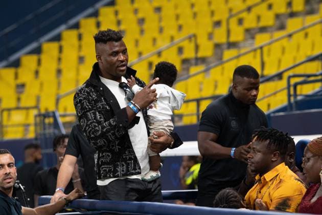 AFC Champions League 2023-24 MD3 Francis Ngannou speaks with friends at the end of the Al-Nassr FC (KSA) vs Al Duhail SC (QAT) Match Day 3 of the AFC Champions League 2023-24 Group E at Al Awwal Park on October 24, 2023 in Riyadh, Saudi Arabia. Riyadh Al Awwal Park Saudi Arabia  Copyright: xVictorxFrailex 2023.10.24_PSI03253.GS.MD3_VFR_10057