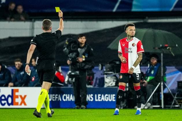 UEFA Champions League: Feyenoord v SS Lazio Rotterdam - Referee Tobias Stieler, Quilindschy Hartman of Feyenoord during the 3rd leg of the UEFA Champions League group stage between Feyenoord v SS Lazio at Stadion Feijenoord De Kuip on 25 October 2023 in Rotterdam, The Netherlands. Copyright: xYannickxVerhoevenx