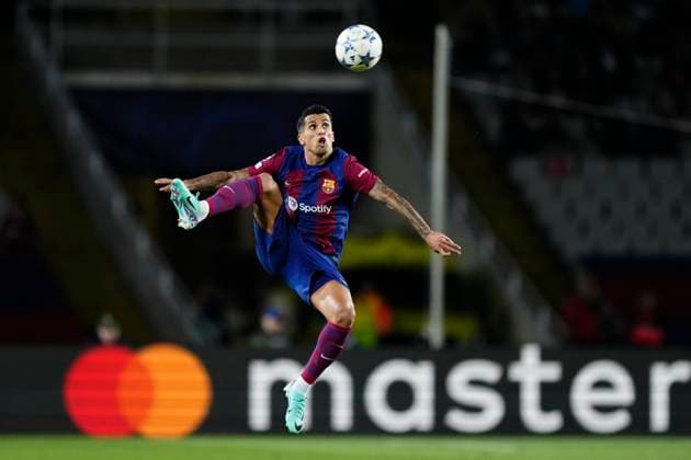 FC Barcelona, Barca v FC Shakhtar Donetsk: Group H - UEFA Champions League 2023 24 Joao Cancelo right-back of Barcelona and Portugal controls the ball during the UEFA Champions League match between FC Barcelona and FC Shakhtar Donetsk at Estadi Olimpic Lluis Companys on October 25, 2023 in Barcelona, Spain. Barcelona Spain  Copyright: xJosexBretonx originalFilename:breton-fcbarcel231025_npAXx.jpg