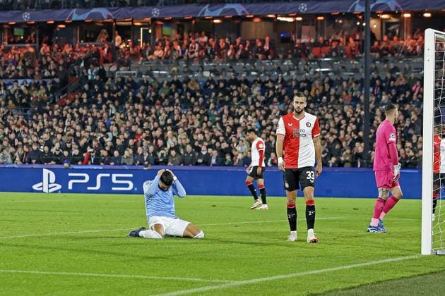 ROTTERDAM, 25-10-2023, Stadium de Kuip, UEFA Champions League, 2023 2024, Group stage, Feyenoord - Lazio, Lazio Roma player Mattia Zaccagni is disappointed after missing a good change on scoring Feyenoord - Lazio  x22894687x Copyright: