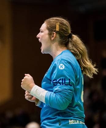 231025 Hallbys goalkeeper Christina Lövgren Hallberg cheers during the handball match in Handbollsligan dam between H65 Höör and Hallby on October 25, 2023 in Höör.  Copyright: PETTERxARVIDSON BB231025PA042