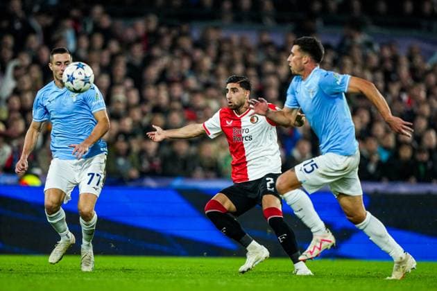 UEFA Champions League: Feyenoord v SS Lazio Rotterdam - Alireza Jahanbakhsh of Feyenoord during the 3rd leg of the UEFA Champions League group stage between Feyenoord v SS Lazio at Stadion Feijenoord De Kuip on 25 October 2023 in Rotterdam, The Netherlands. Copyright: xTomxBodex