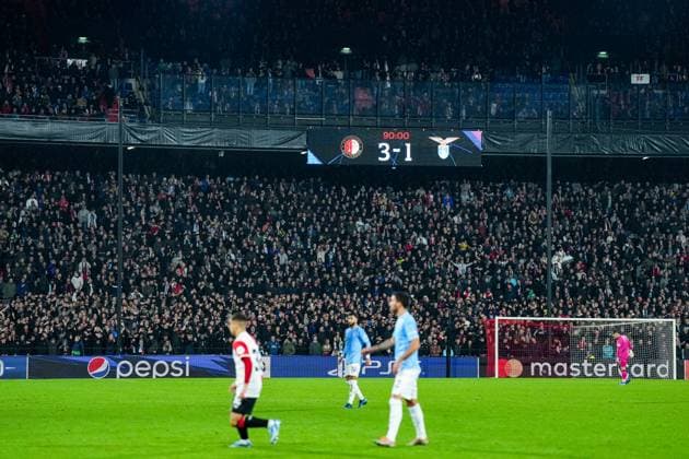 UEFA Champions League: Feyenoord v SS Lazio Rotterdam - The score during the 3rd leg of the UEFA Champions League group stage between Feyenoord v SS Lazio at Stadion Feijenoord De Kuip on 25 October 2023 in Rotterdam, The Netherlands. Copyright: xYannickxVerhoevenx