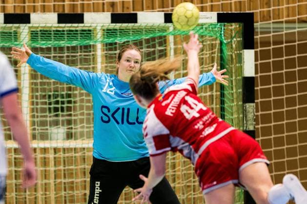231025 Hallbys goalkeeper Christina Lövgren Hallberg during the handball match in Handbollsligan dam between H65 Höör and Hallby on October 25, 2023 in Höör.  Copyright: PETTERxARVIDSON BB231025PA086