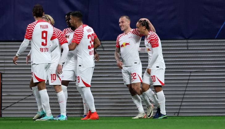 RB Leipzig Red Star Belgrade Champions League Leipzig, 25 10 2023, Red Bull Arena, Champions League, Group G, Matchday 3 , RB LEIPZIG vs RED STAR BELGRAD , Goal for RB Leipzig to1 0 In the picture scorer David Raum 2 v r , RB Leipzig and Xavi Simons RB Leipzig , goal celebration , Picture Point
