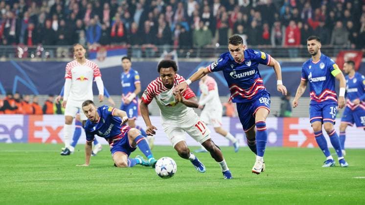 RB Leipzig Red Star Belgrade Champions League Leipzig, 25 10 2023, Red Bull Arena, Champions League, Group G, Matchday 3 , RB LEIPZIG vs RED STAR BELGRAD , In picture f l Lois Openda 17, RB Leipzig and Stefan Mitrovic 80, Belgrade , Picture Point