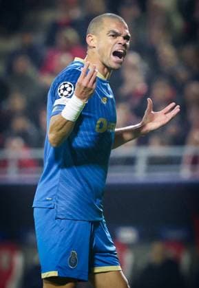 Porto s Pepe gestures during a soccer game between Belgian Royal Antwerp FC and Portuguese FC Porto, Wednesday 25 October 2023 in Antwerp, on day three of the Champions League group stage, in the group H. VIRGINIExLEFOUR  x78523801x