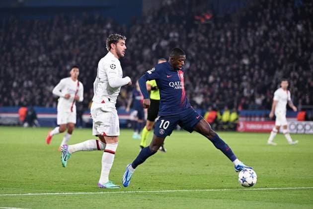 Ousmane DEMBELE ( 10 - PSG ) - Theo Hernandez ( 19 - Milan ) - FOOTBALL : Paris Saint Germain vs Milan - Ligue des Champions - 25 10 2023 FedericoPestellini Panoramic 