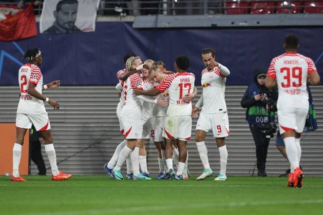 25 10 2023, xtgx, football, UEFA Champions League, RB Leipzig Roter Stern Belgrad emspor, v l cheers after 1 0 by David Raum Leipzig, 22 DFL DFB REGULATES PROHIBIT ANY USE OF PHOTOGRAPHS as IMAGE SEQUENCES and or QUASI VIDEO Leipzig