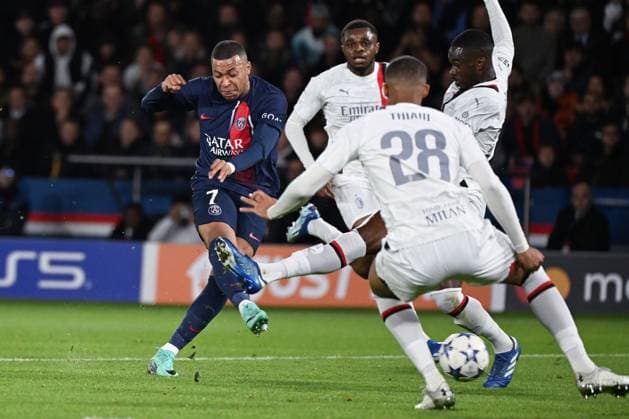 But de Kylian Mbappe ( 7 - PSG ) - FOOTBALL : Paris Saint Germain vs Milan - Ligue des Champions - 25 10 2023 FedericoPestellini Panoramic 