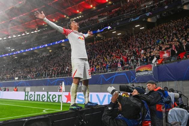 Football, Men, 2023 2024 season, UEFA Champions League Group G, Matchday 3 , RB Leipzig FK Red Star Belgrade, v l Xavi Simons RB Leipzig goal celebration, cheers after scoring 2 0, 25 10 2023, Copyright: xSebastianxRäppold MatthiasxKochx