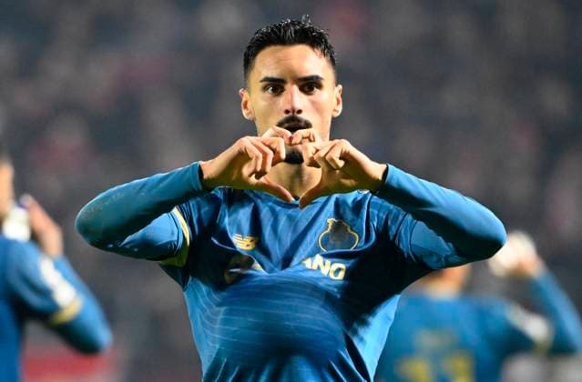 Royal Antwerp FC v FC Porto - UEFA Champions League DEURNE, BELGIUM - OCTOBER 25 : Stephen Eustaquio midfielders of Porto celebrates scoring a goal during the UEFA Champions League group H match between Royal Antwerp FC and FC Porto on October 25, 2023 in Deurne, Belgium, 25 10 2023 Deurne Belgium  Copyright: xVincentxKalutx