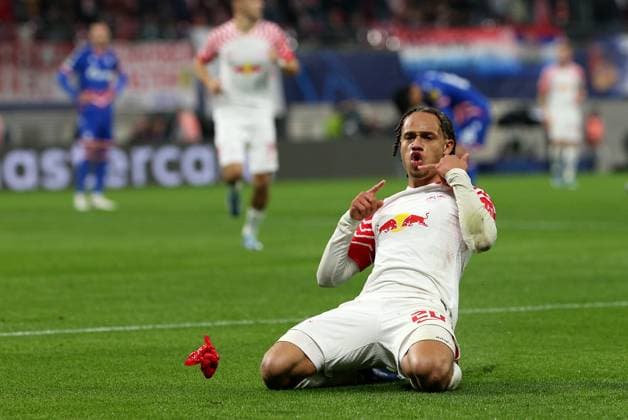 25 10 2023, Football UEFA Champions League 2023 2024, Group G, Matchday 3, RB Leipzig FK Red Star Belgrade, at Red Bull Arena Leipzig Cheering goal scorer Xavi Simons RB Leipzig to score 2 0 DFL and DFB regulations prohibit any use of photographs as image sequences and or quasi video
