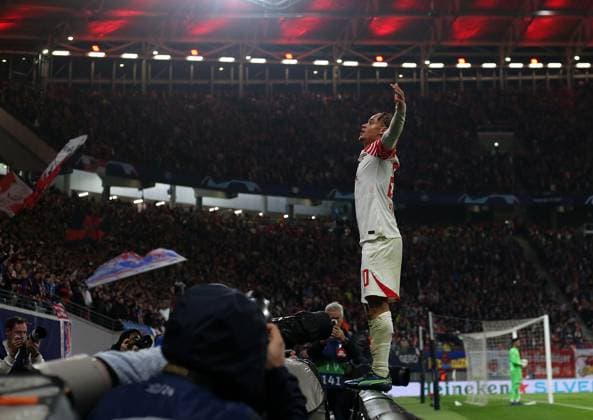 25 10 2023, Football UEFA Champions League 2023 2024, Group G, Matchday 3, RB Leipzig FK Red Star Belgrade, at Red Bull Arena Leipzig Cheering goal scorer Xavi Simons RB Leipzig to score 2 0 DFL and DFB regulations prohibit any use of photographs as image sequences and or quasi video