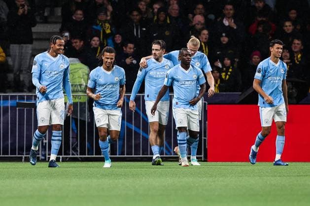 BERN, SWITZERLAND OCTOBER 25 Manuel Akanji of Man City L celebrates his goal with team during the UEFA Champions League Group Stage match between BSC Young Boys and Manchester City at Stadion Wankdorf on October 25, 2023 in Bern, Switzerland Bern Stadion Wankdorf Bern Switzerland Copyright: xJustPictures.ch LuigixRizzox jp-en-EuSpIm-AN0I7700 20230921