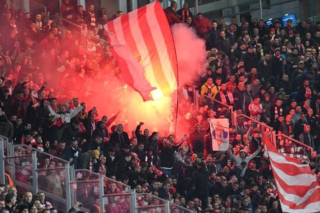 Bengal fire, Bengalos of the fans of FK Red Star Belgrade after the connecting goal to 2 1 RB Leipzig vs FK Red Star Belgrade, Football, Champions League, Preliminary round, Matchday 3, Season 2023 2024, 25 10 2023 DFB DFL REGULATES PROHIBIT ANY USE OF PHOTOGRAPHS AS IMAGE SEQUENCES AND OR QUASI VIDEO RB Leipzig vs FK Red Star Belgrade, Football, Champions League, Preliminary Round, Matchday 3, 2023 2024 Season, 25 10 2023 Leipzig. Copyright: xEibner-Pressefoto BertxHarzerx EP_BHR
