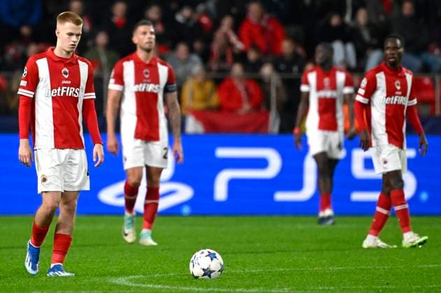 Royal Antwerp FC v FC Porto - UEFA Champions League DEURNE, BELGIUM - OCTOBER 25 : Vermeeren Arthur midfielder of Antwerp FC looks dejected during the UEFA Champions League group H match between Royal Antwerp FC and FC Porto on October 25, 2023 in Deurne, Belgium, 25 10 2023 Deurne Belgium  Copyright: xPeterxDexVoechtx
