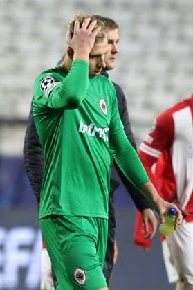 Antwerp s goalkeeper Jean Butez looks dejected after losing a soccer game between Belgian Royal Antwerp FC and Portuguese FC Porto, Wednesday 25 October 2023 in Antwerp, on day three of the Champions League group stage, in the group H. VIRGINIExLEFOUR  x78530667x