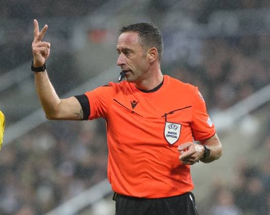 Newcastle Upon Tyne, England, 25th October 2023. Referee Arthur Dias during the UEFA Champions League match at St. James Park, Newcastle Upon Tyne. Picture credit should read: Nigel Roddis Sportimage EDITORIAL USE ONLY. No use with unauthorised audio, video, data, fixture lists, club league logos or live services. Online in-match use limited to 120 images, no video emulation. No use in betting, games or single club league player publications. SPI-2675-0022