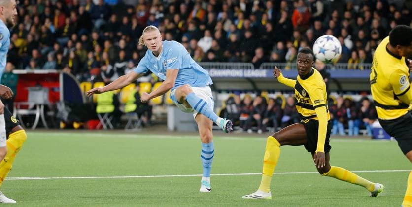 Young Boys Manchester City Erling Haaland Manchester City scores to 1 3 25 10 2023 Wankdorf Stadion Bern , SWITZERLAND, Season 2023 2024 Men Football UEFA Champions League BSC Young Boys Bern Manchester City Erling Haaland Manchester City scores to 1 3