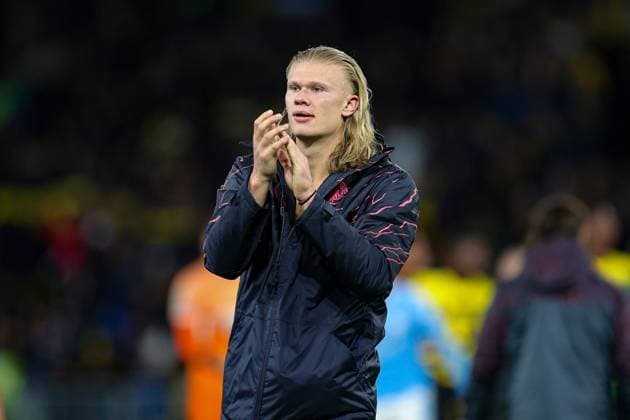 BSC Young Boys v Manchester City Champions League 25 10 2023. Erling Haaland (9) of Manchester City at full time during the Champions League match between BSC Young Boys and Manchester City at Stade de Suisse, Wankdorf, Switzerland on 25 October 2023. Editorial use only , Copyright: xNigelxKeenex PSI-18264-0080