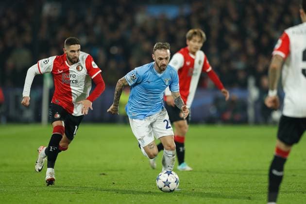 (L-R) Luka Ivanusec (Feyenoord), Manuel Lazzari (Lazio), OCTOBER 25, 2023 - Football Soccer : UEFA Champions League Group stage Group E match between Feyenoor 3-1 SS Lazio at the Stadion Feijenoord De Kuip in Rotterdam, Netherlands. Noxthirdxpartyxsales  (233660646)