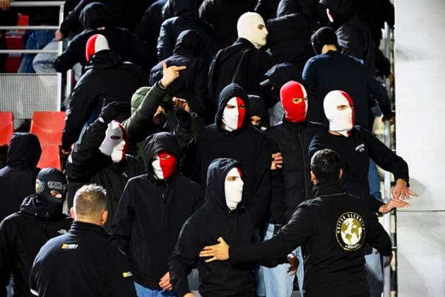 Sport Themen der Woche KW43 Royal Antwerp FC v FC Porto - UEFA Champions League DEURNE, BELGIUM - OCTOBER 25 : Antwerp supporters during the UEFA Champions League group H match between Royal Antwerp FC and FC Porto on October 25, 2023 in Deurne, Belgium, 25 10 2023 Deurne Belgium  Copyright: xVincentxKalutx