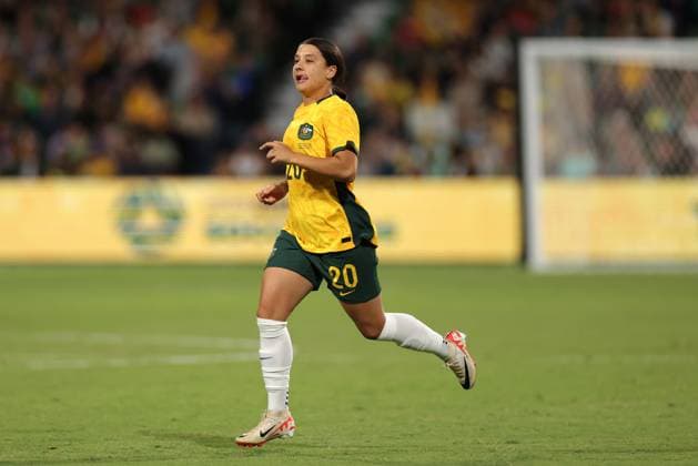 Sport Bilder des Tages SOCCER AUSTRALIA IRAN WOMEN, Sam Kerr of Australia enters the field during the Women s Olympic Football Tournament Paris 2024 Asian Qualifiers Round 2 soccer match between Australia and IR Iran at HBF Park in Perth, Thursday, October 23, 2023. ( NO ARCHIVING, EDITORIAL USE ONLY, NO USE IN BOOKS WITHOUT CONSENT PERTH WESTERN AUSTRALIA AUSTRALIA  Copyright: xRICHARDxWAINWRIGHTx 20231026001856780543