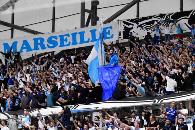 MARSEILLE, FRANCE : Supporters virage sud Olympique de Marseille vs. AEK Athens FC lors de la phase de groupes de l™UEFA Europa League au stade Orange Velodrome, le 26 octobre 2023. MARSEILLE, FRANCE : OM vs. AEK Athens FC during the group phase of the UEFA Europa League in the Orange Velodrome Stadium on October 26th, 2023. FOOTBALL : Olympique de Marseille vs. AEK Athens FC - Europa League ValentinaClaret Panoramic 