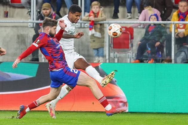 SOSNOWIEC 26.10.2023 MECZ LIGA EUROPY GRUPA D RAKOW CZESTOCHOWA - SPORTING LIZBONA SPORTING CP EUROPA LEAGUE GROUP D SEASON 2023 24 RAKOW CZESTOCHOWA - SPORTING LIZBONA JEAN CARLOS SILVA MATHEUS REIS FOT. MICHAL CHWIEDUK FOKUSMEDIA.COM.PL NEWSPIX.PL --- Newspix.pl POLAND OUT!  231026CHW030